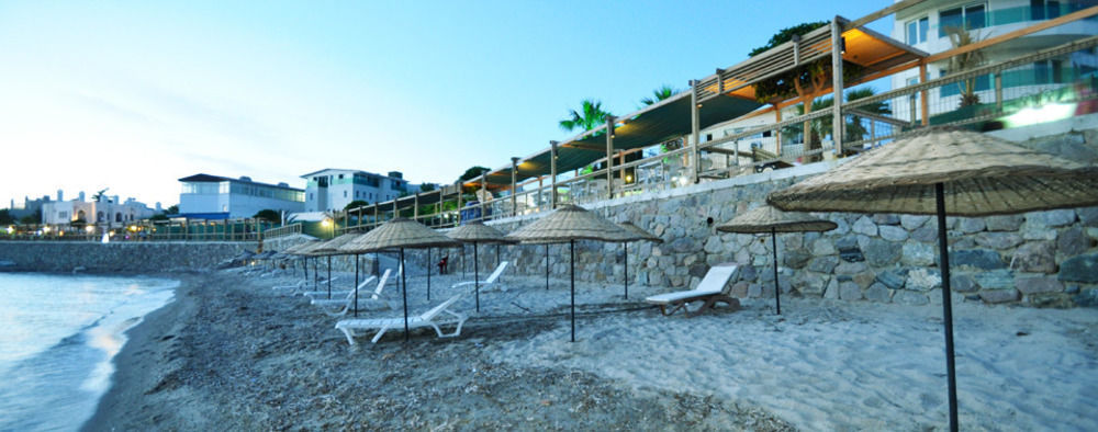 Ado Beach Hotel Тургутрейс Екстер'єр фото